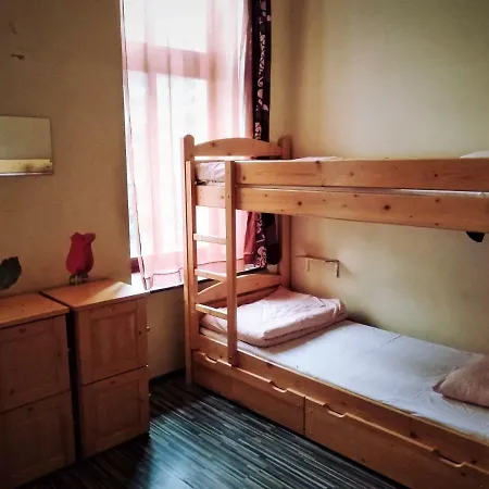 Music Piotrkowska Hostel